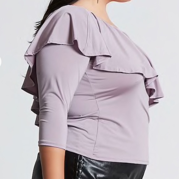 ✨One-Shoulder Top✨ - Picture 2 of 7